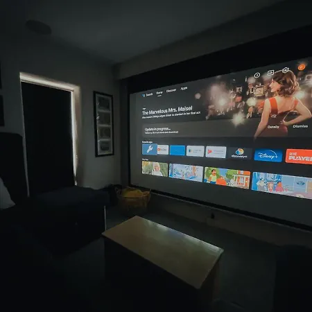 Secluded Thatched Cottage, Near Beaches & Hill Walking Rashenny