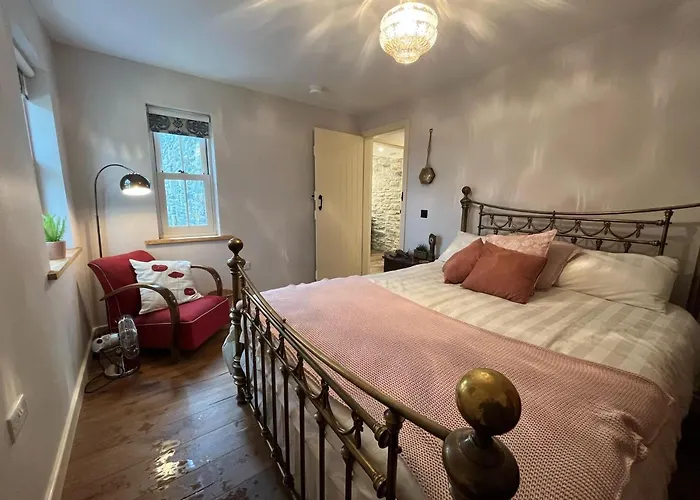 בית נופש Secluded Thatched Cottage, Near Beaches & Hill Walking Rashenny