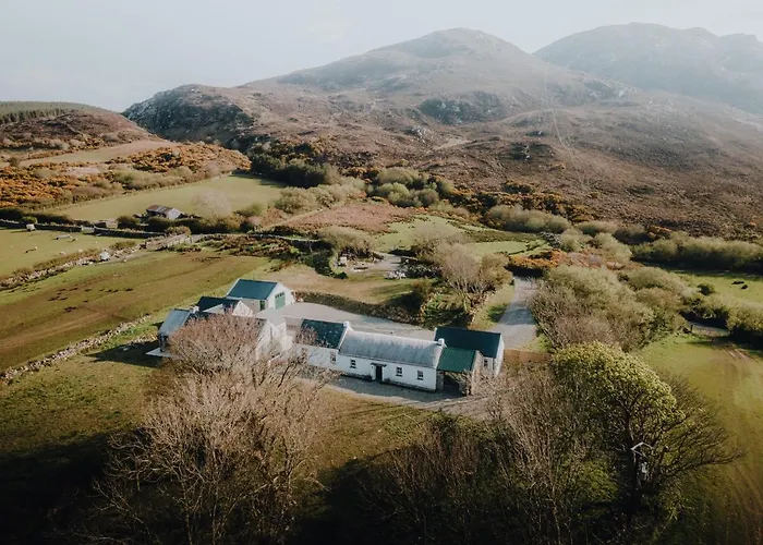 בית נופש Secluded Thatched Cottage, Near Beaches & Hill Walking *