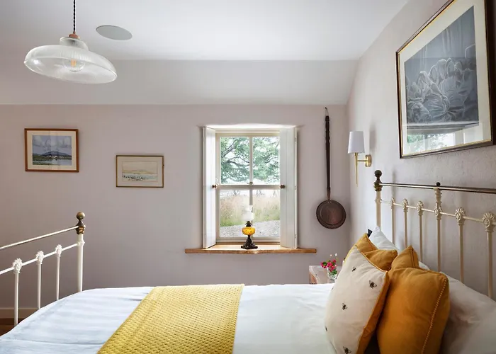 Hébergement de vacances Secluded Thatched Cottage, Near Beaches & Hill Walking Rashenny